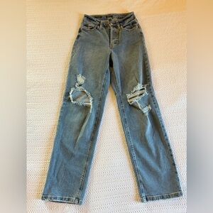 Wild fable distressed button fly straight leg jeans size 6